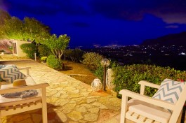 Villa Del sol in Sicily for Rent | Evening on the terrace